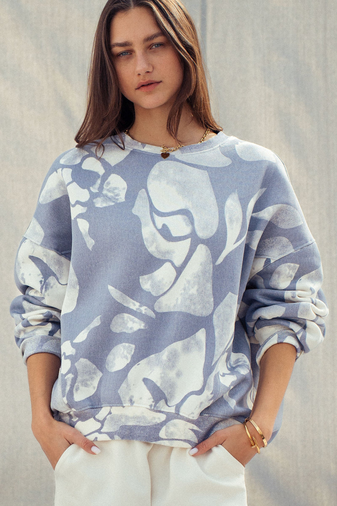abstract all over print sweatshirt - vintage indigo (additional view)