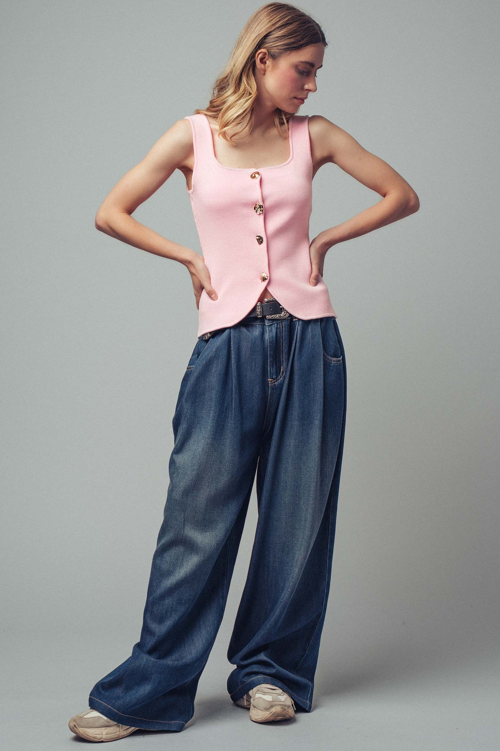 neck knit button vest - pink (additional view)