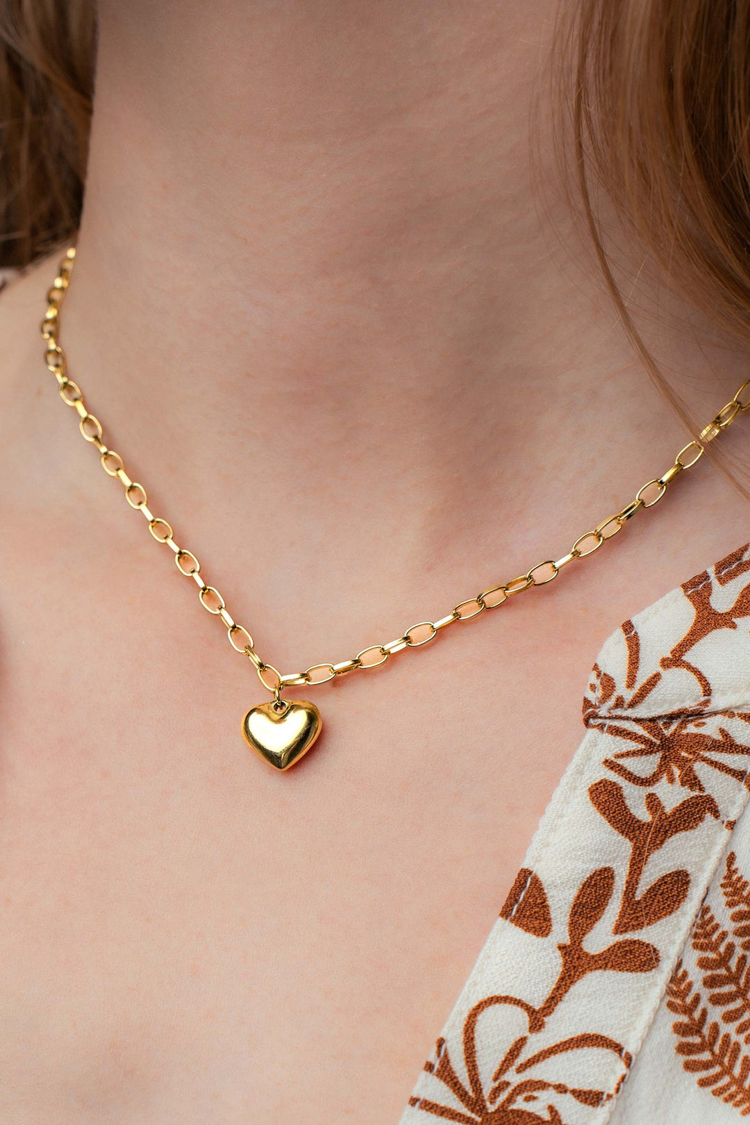 heart pendant chain necklace - gold