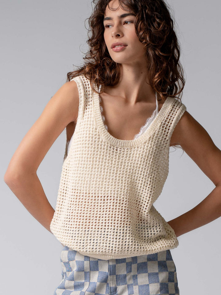 coastal breeze crochet tank top - ivory (additional view)