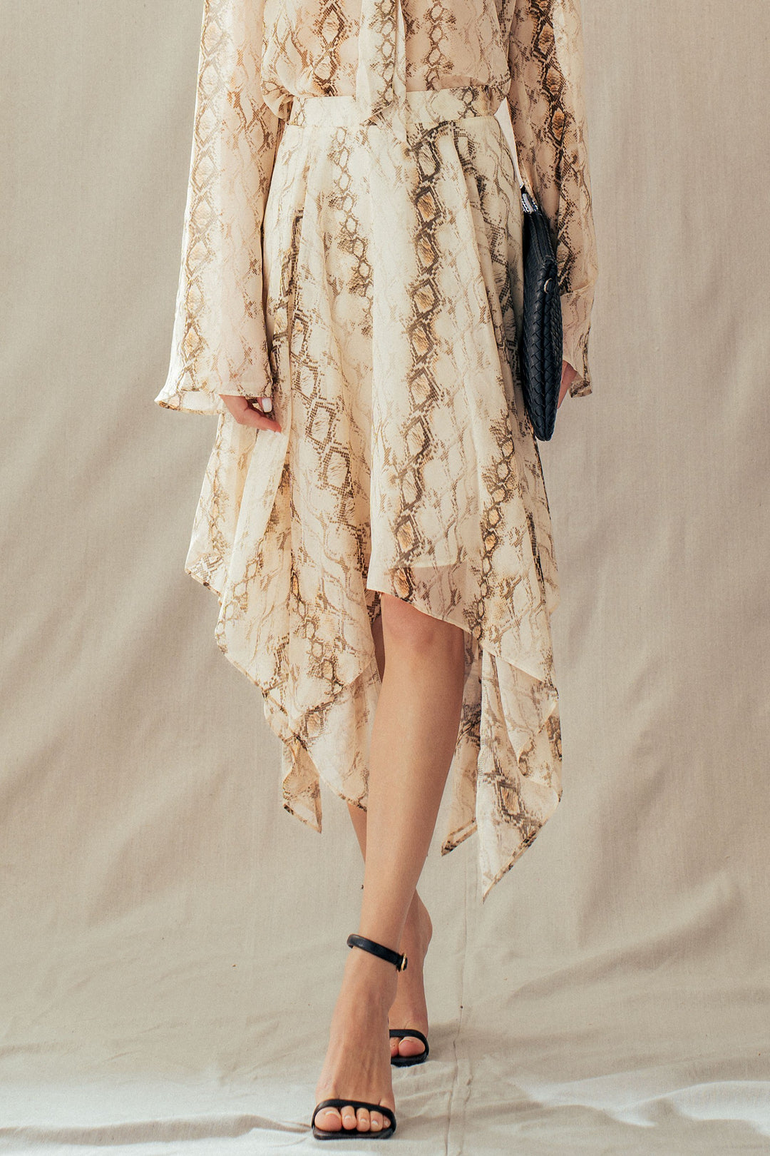 print handkerchief midi skirt - cream multi