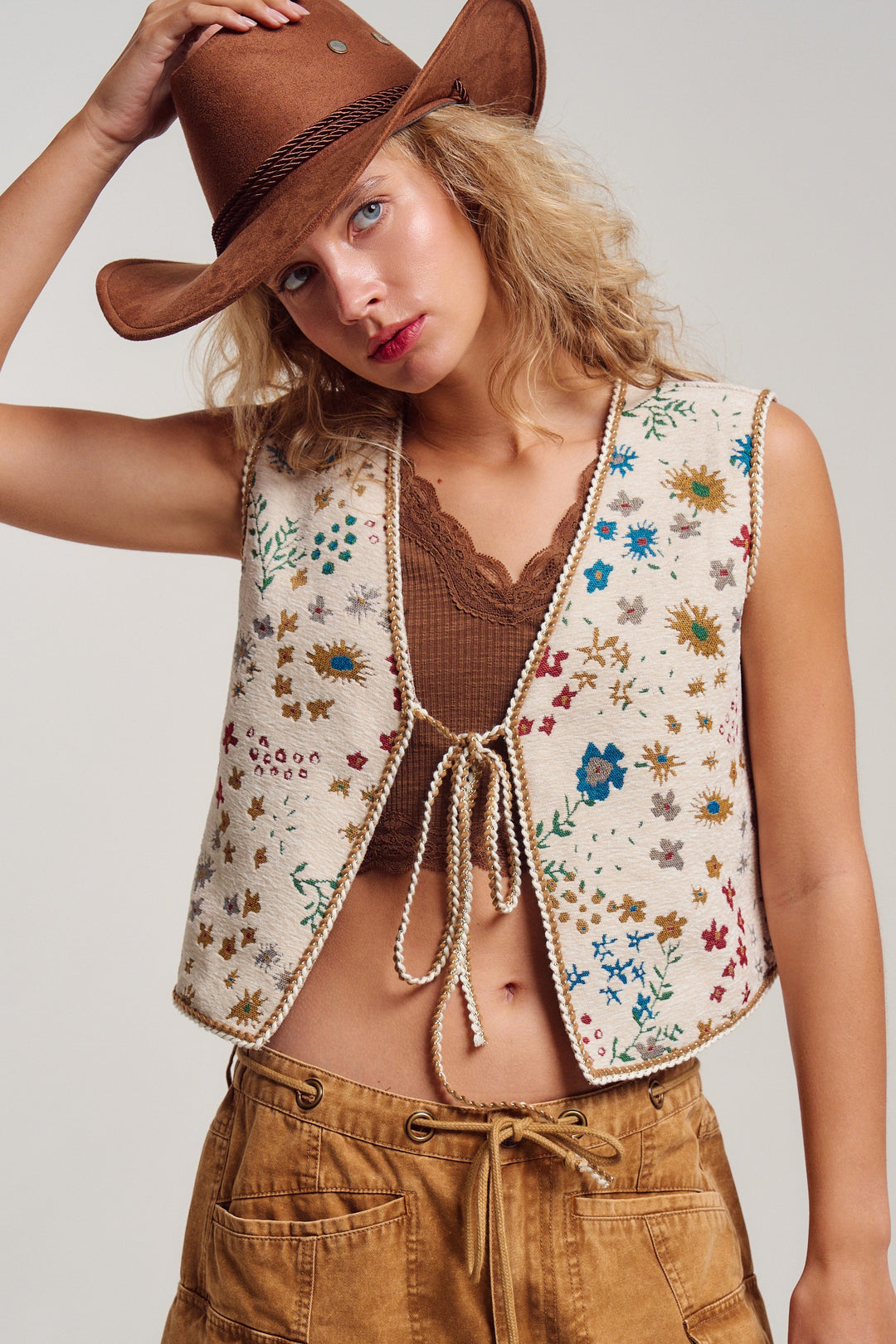folklore tapestry vest - beige multi (additional view)