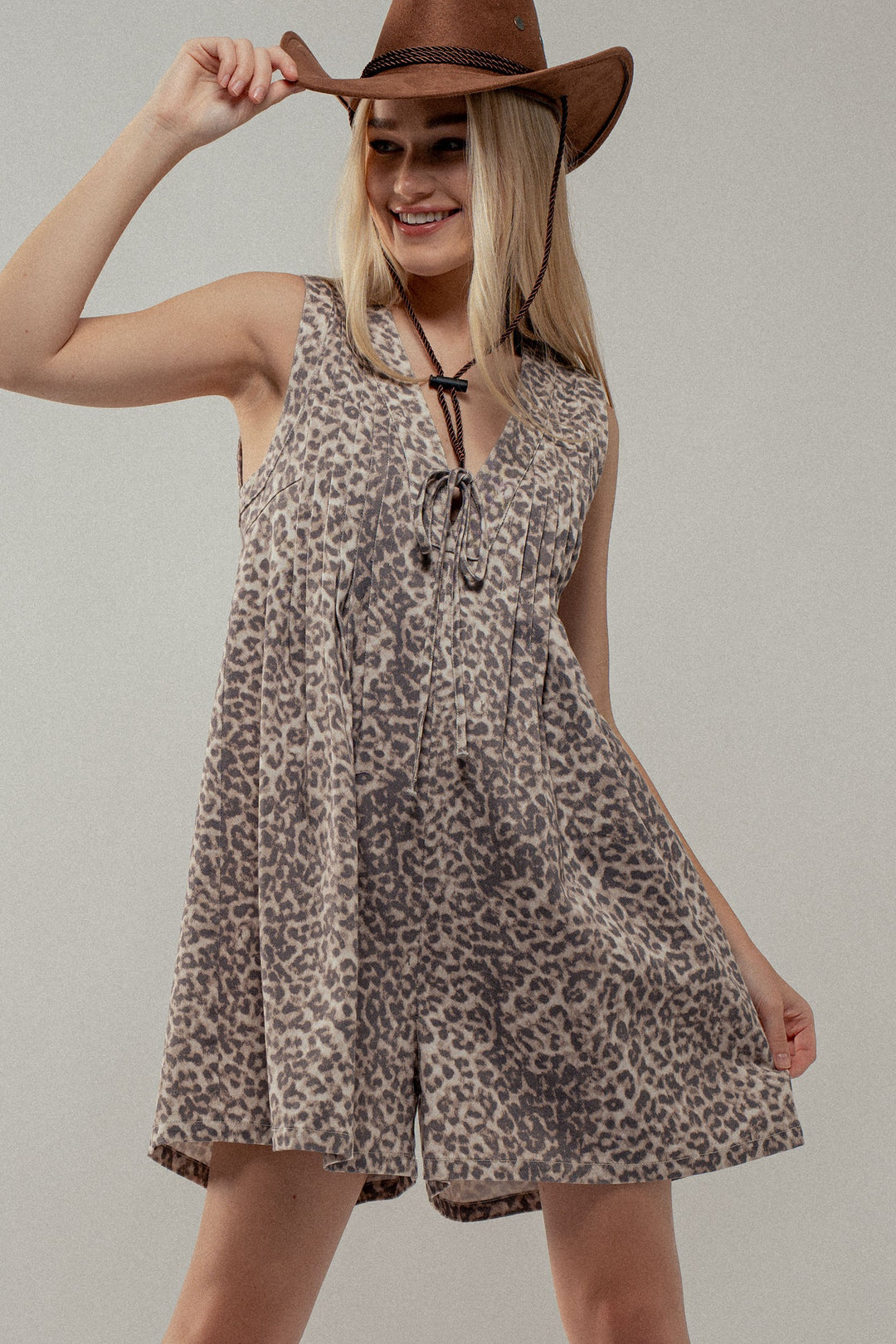 pleated leopard babydoll romper - leopard
