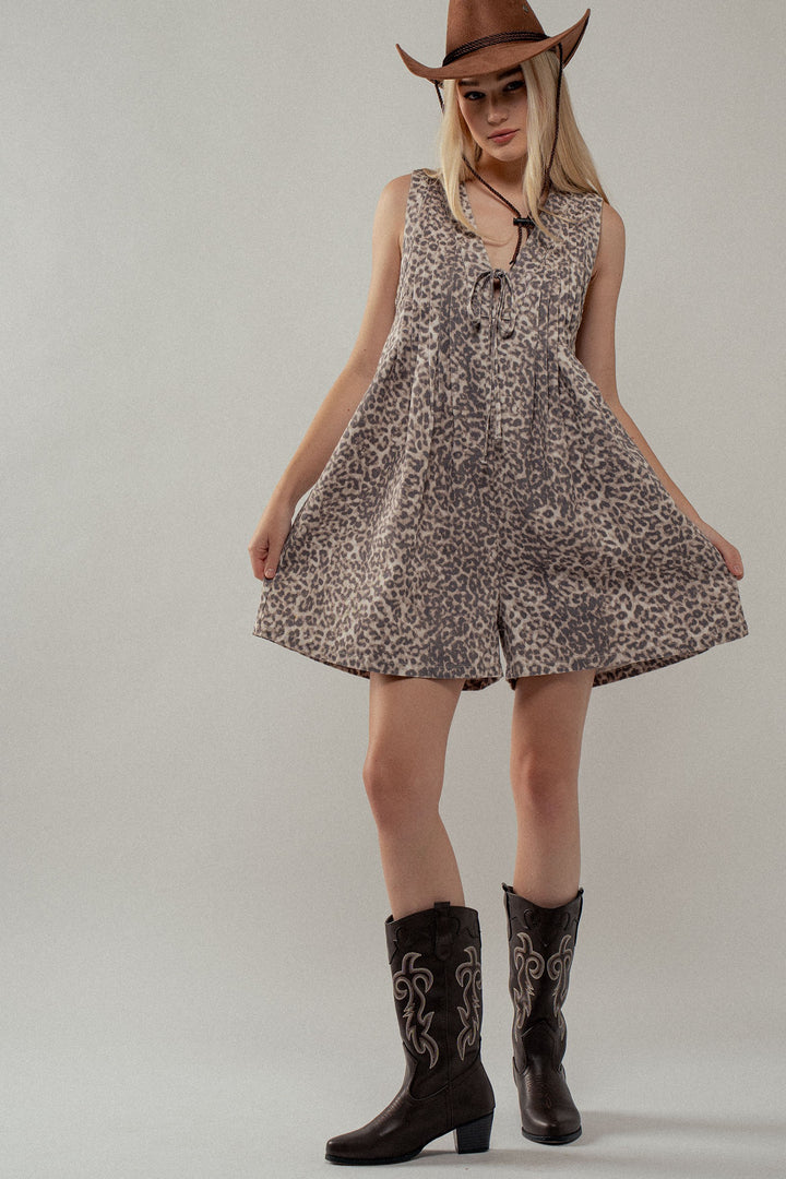 pleated leopard babydoll romper - leopard (additional view)