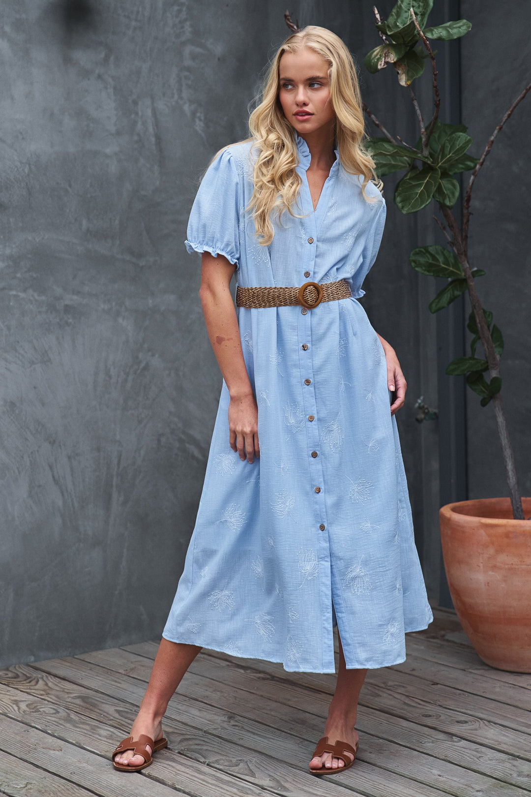 embroidered shirt dress - blue