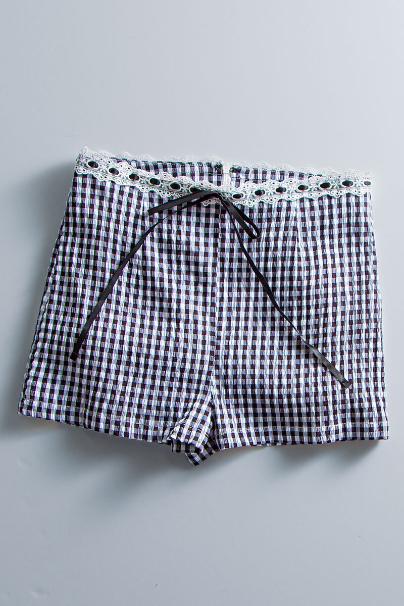 cottage charm gingham shorts - black (additional view)