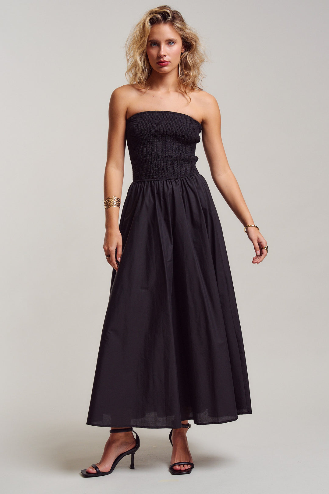 chic smocked maxi - black (additional view)