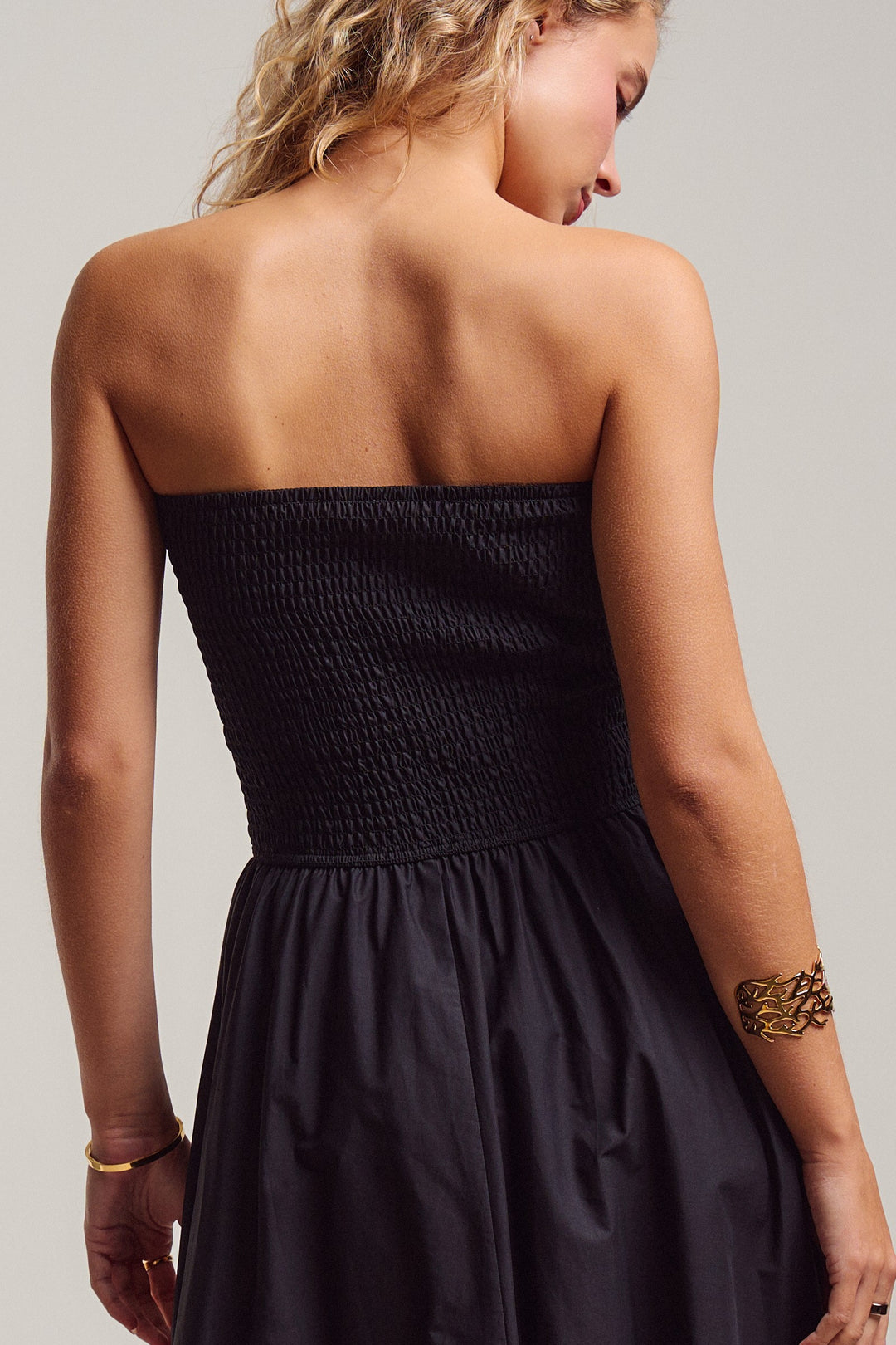 chic smocked maxi - black (additional view)