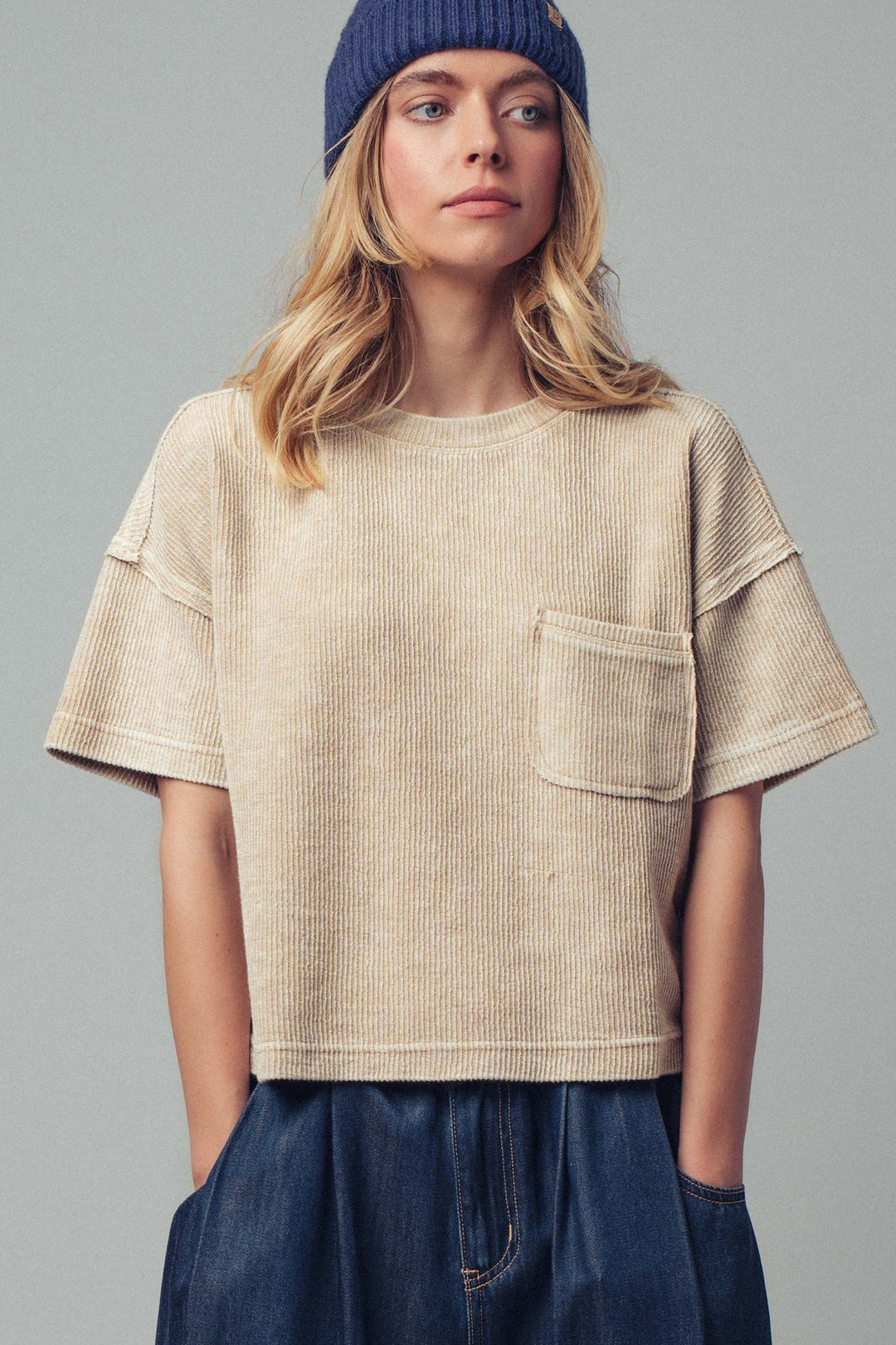 washed pocket crop tee - khaki