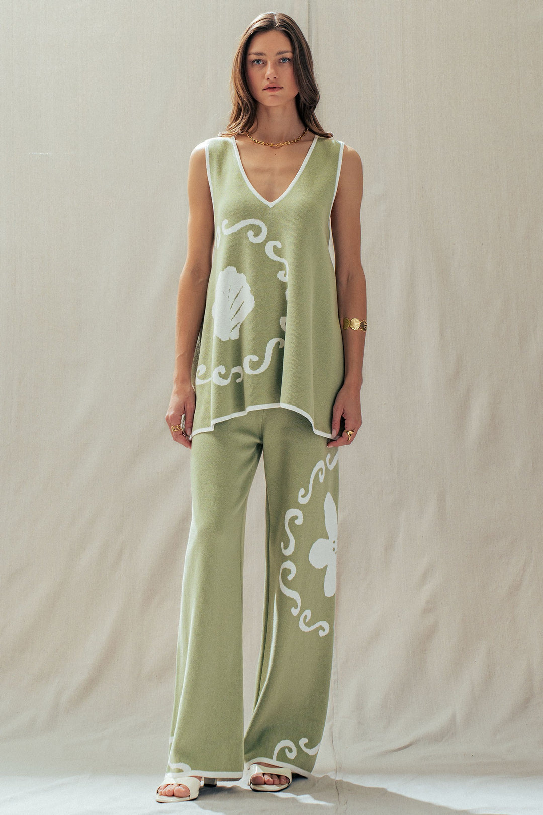 boho floral knit sleeveless casual top - sage (additional view)