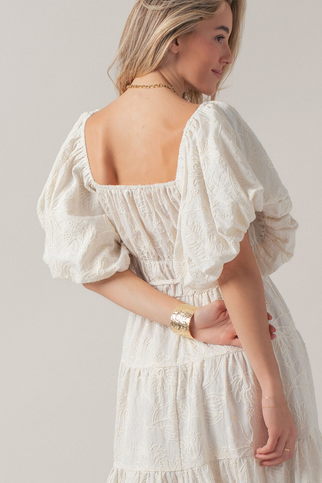 dreamy tiered puff sleeve midi dress - ivory (additional view)