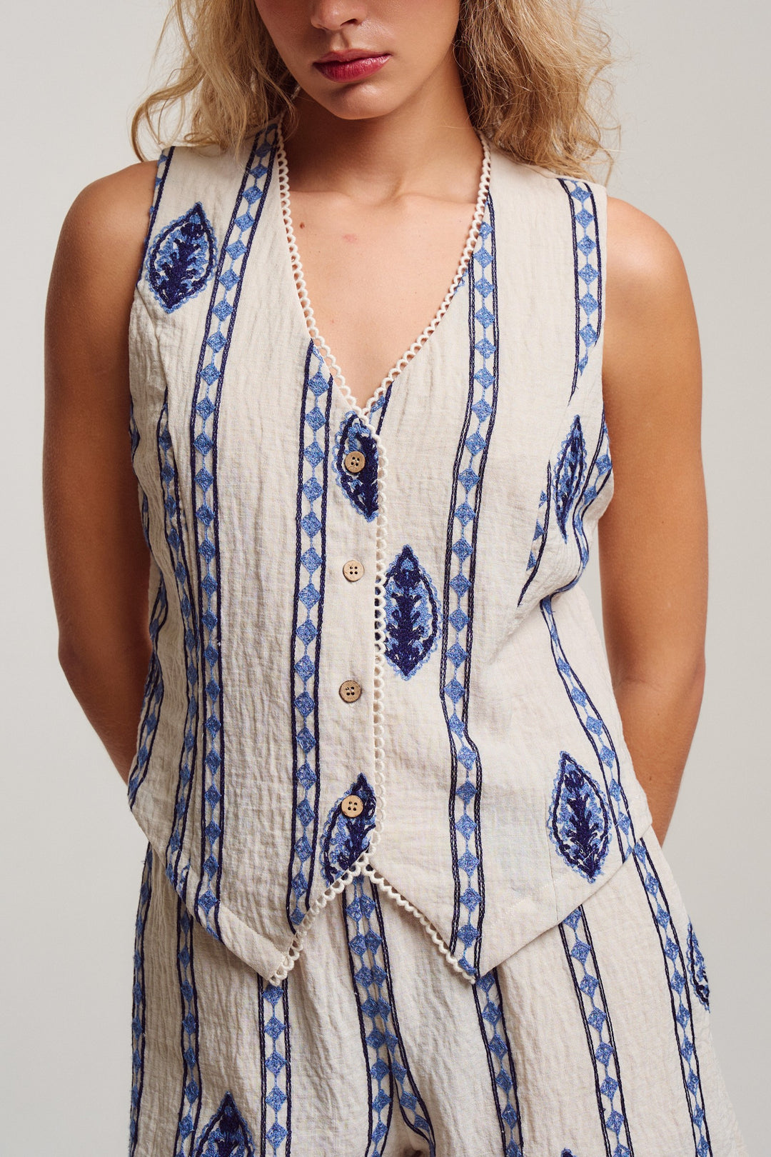 malta stripe embroidered camp vest shirt - cream blue (additional view)