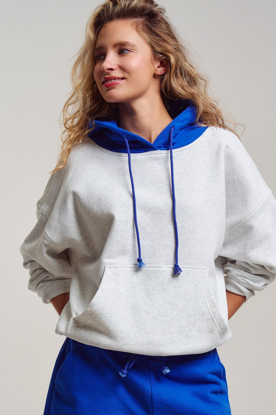 colorblock hood campus hoodie - blue (additional view)