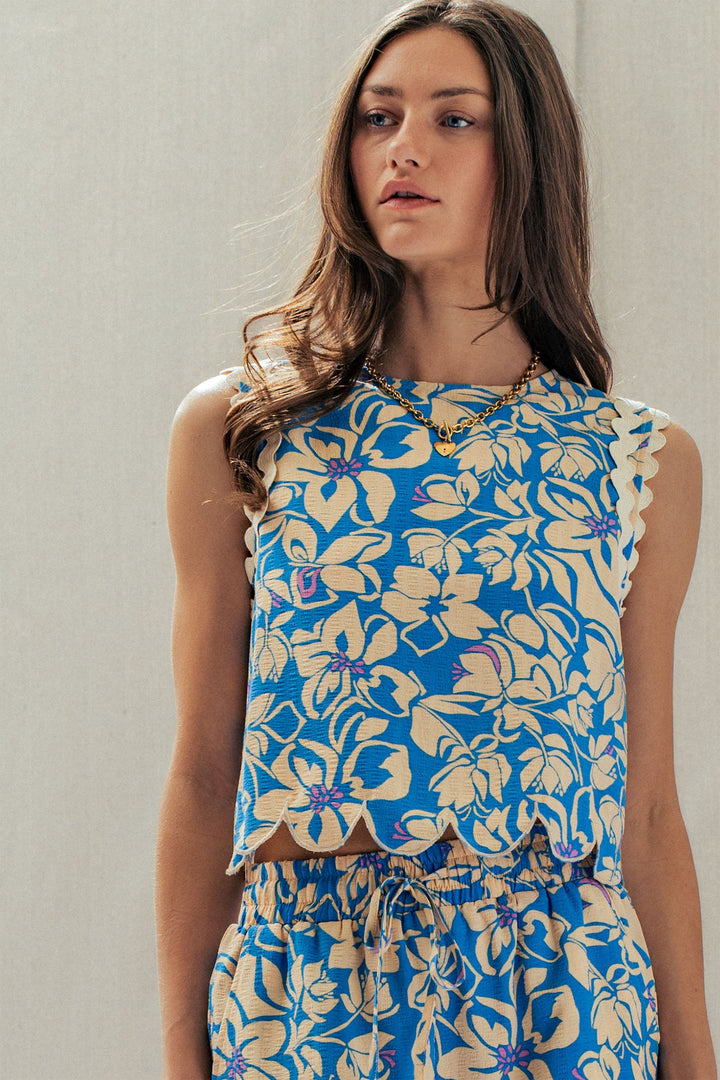 floral scallop sleeveless top - blue
