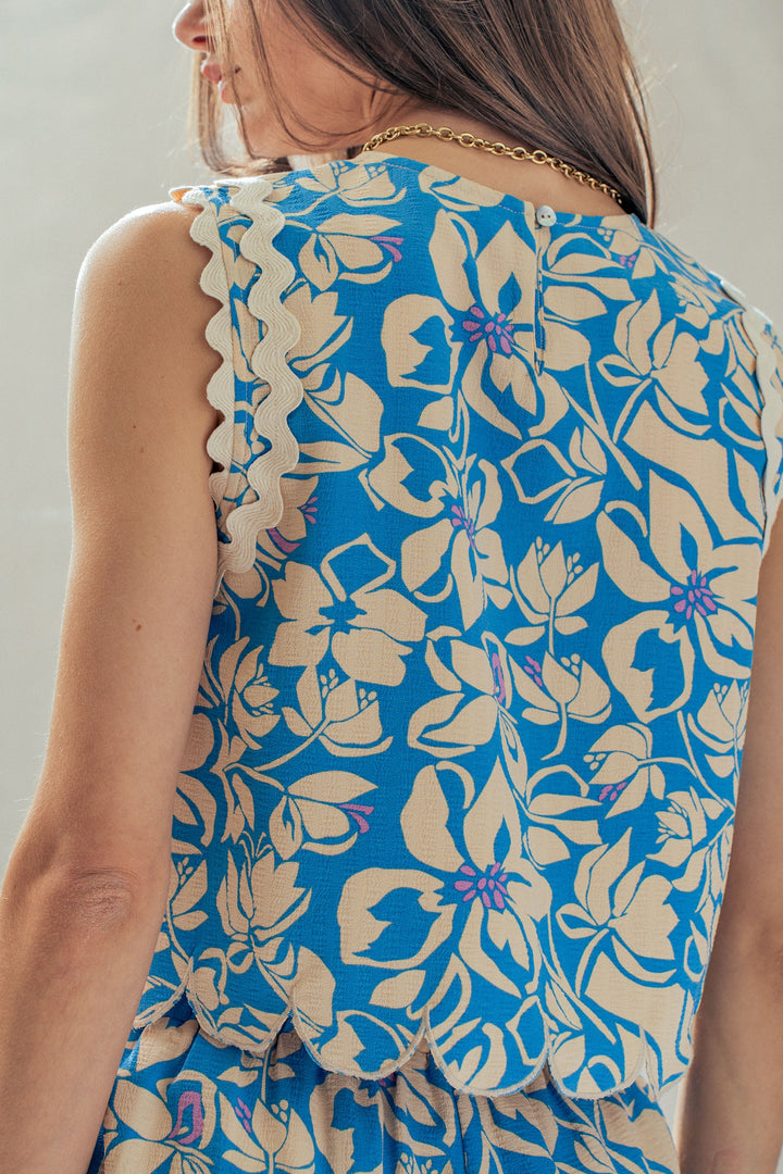 floral scallop sleeveless top - blue (additional view)
