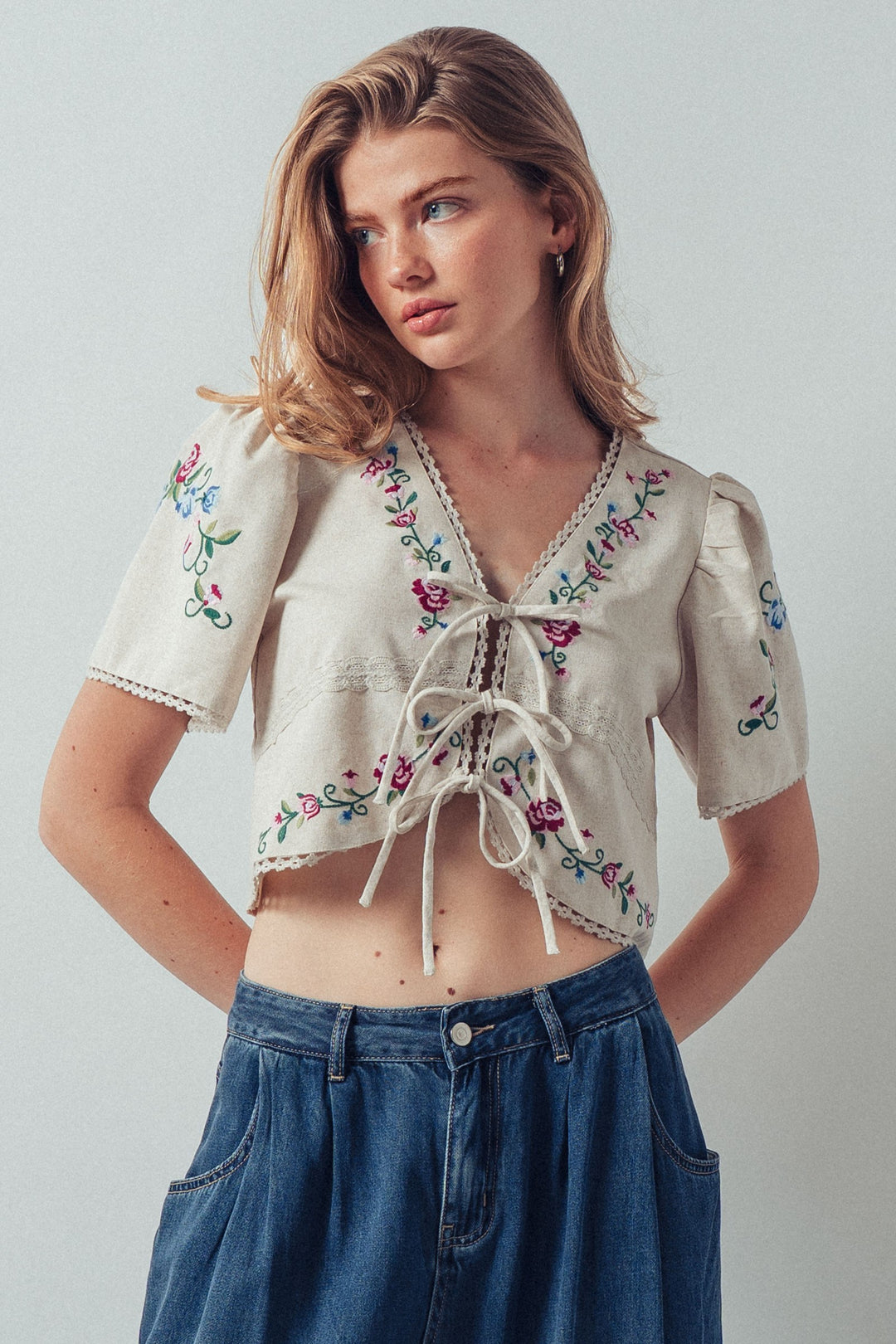 boho embroidered tie front casual crop top - natural