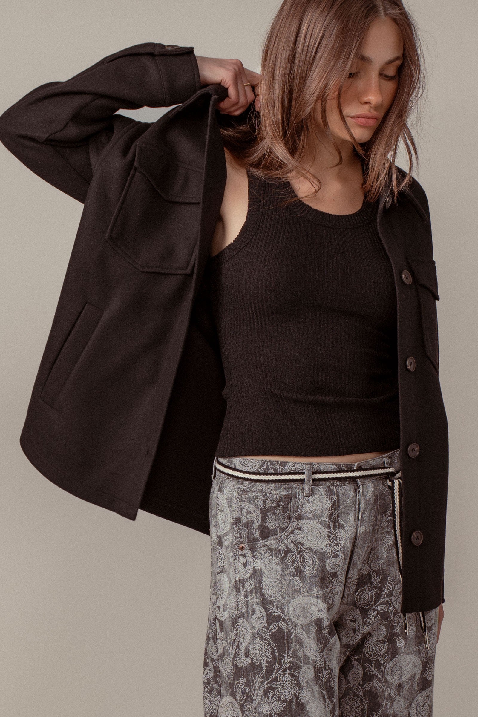 0818-9288 | Soft Oversized Shacket Jacket for Layering Looks – Trend Notes