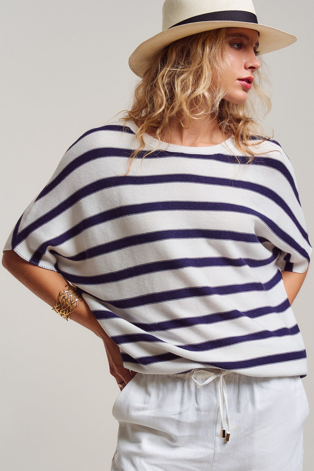 dolman short sleeve knit top - white navy (additional view)