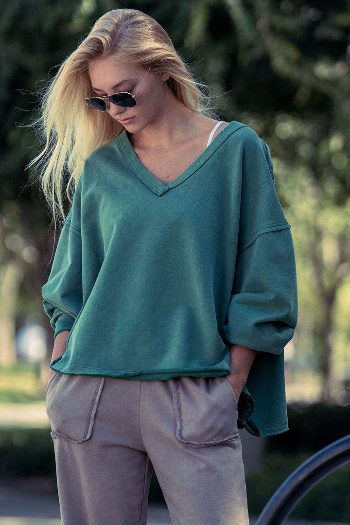 perfect oversized pullover sweatshirt top - emerald green (additional view)