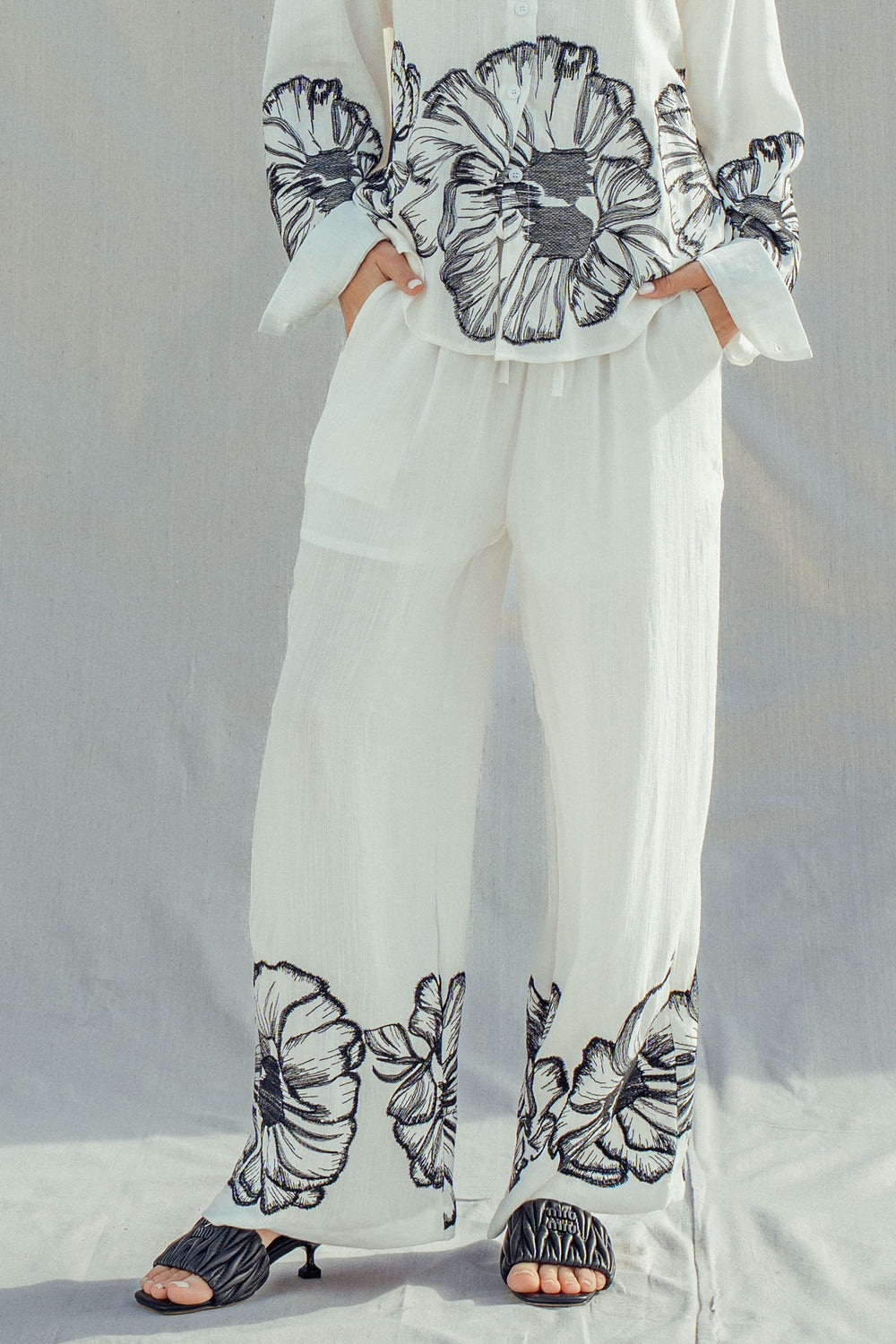 embroidered wide leg pants - white (additional view)