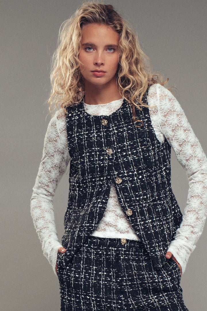 tweed button vest - black (additional view)