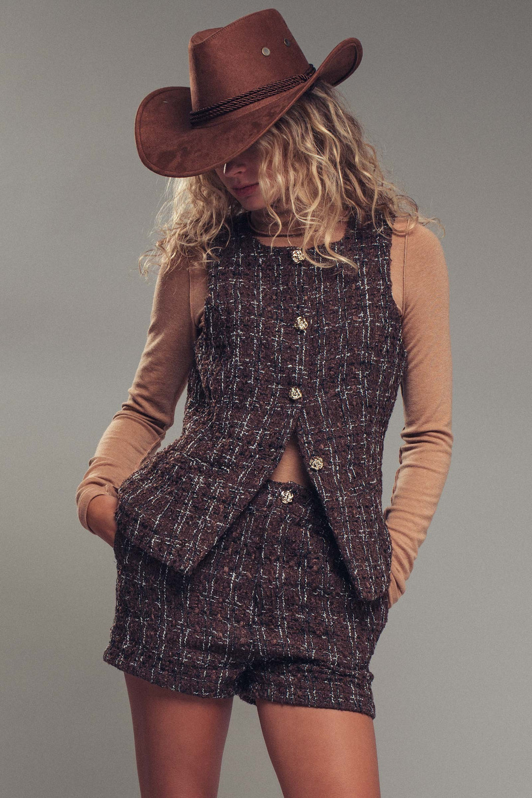 tweed button vest - brown (additional view)