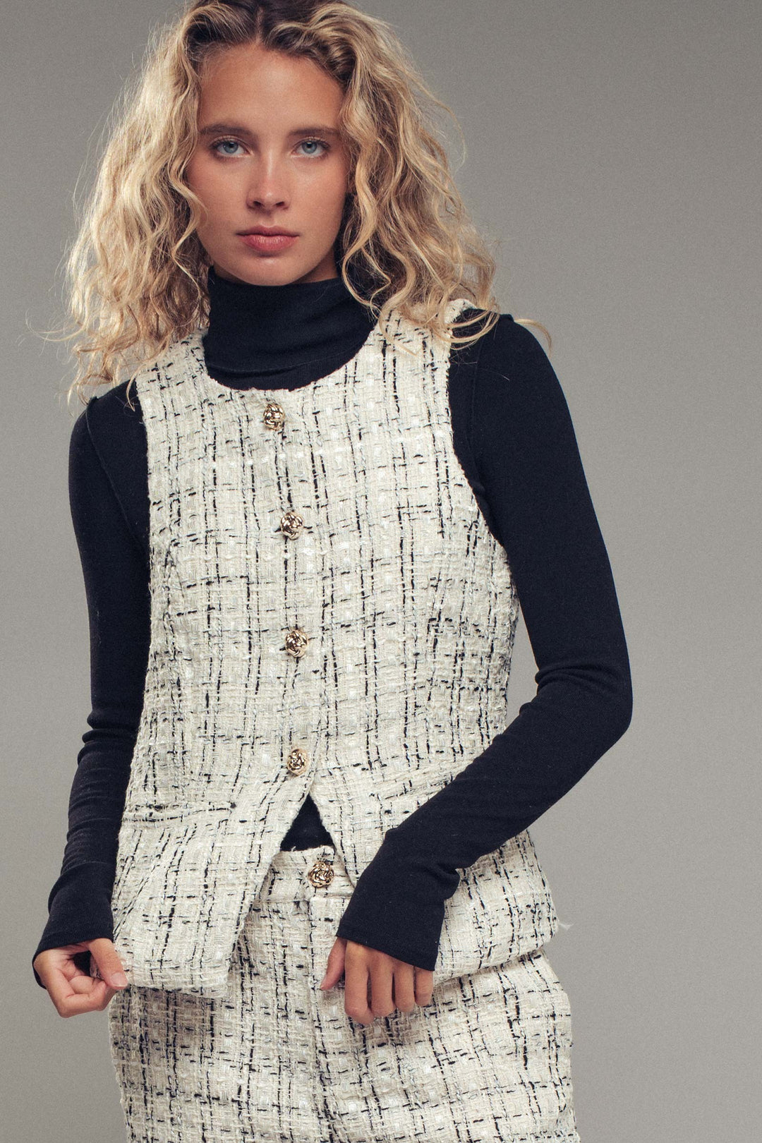 tweed button vest - ivory (additional view)