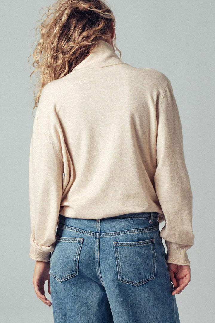 Relaxed Button-Up Knit Pullover with Collar Detail