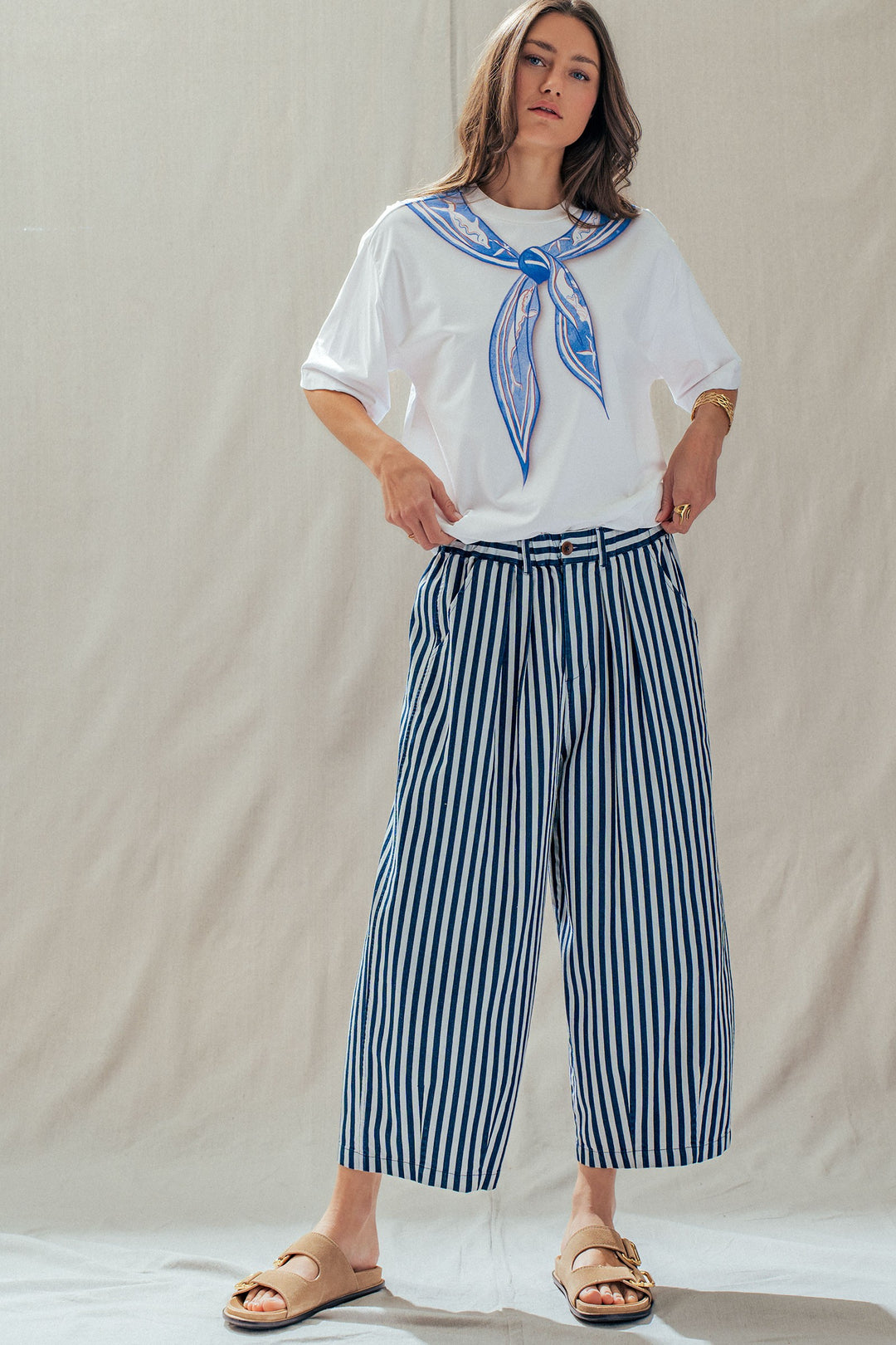 coastal chic scarf graphic tee - white (additional view)