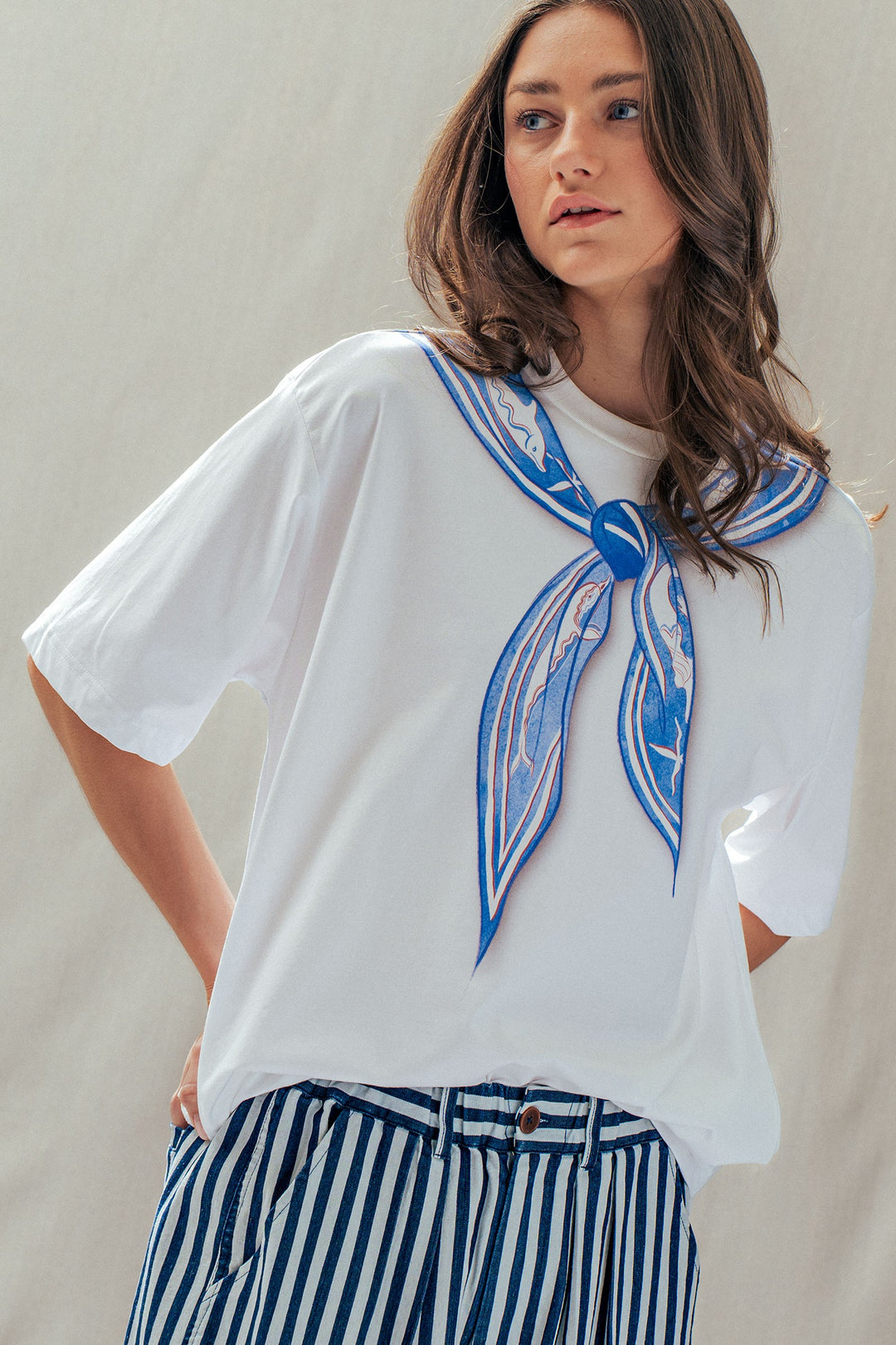 coastal chic scarf graphic tee - white (additional view)
