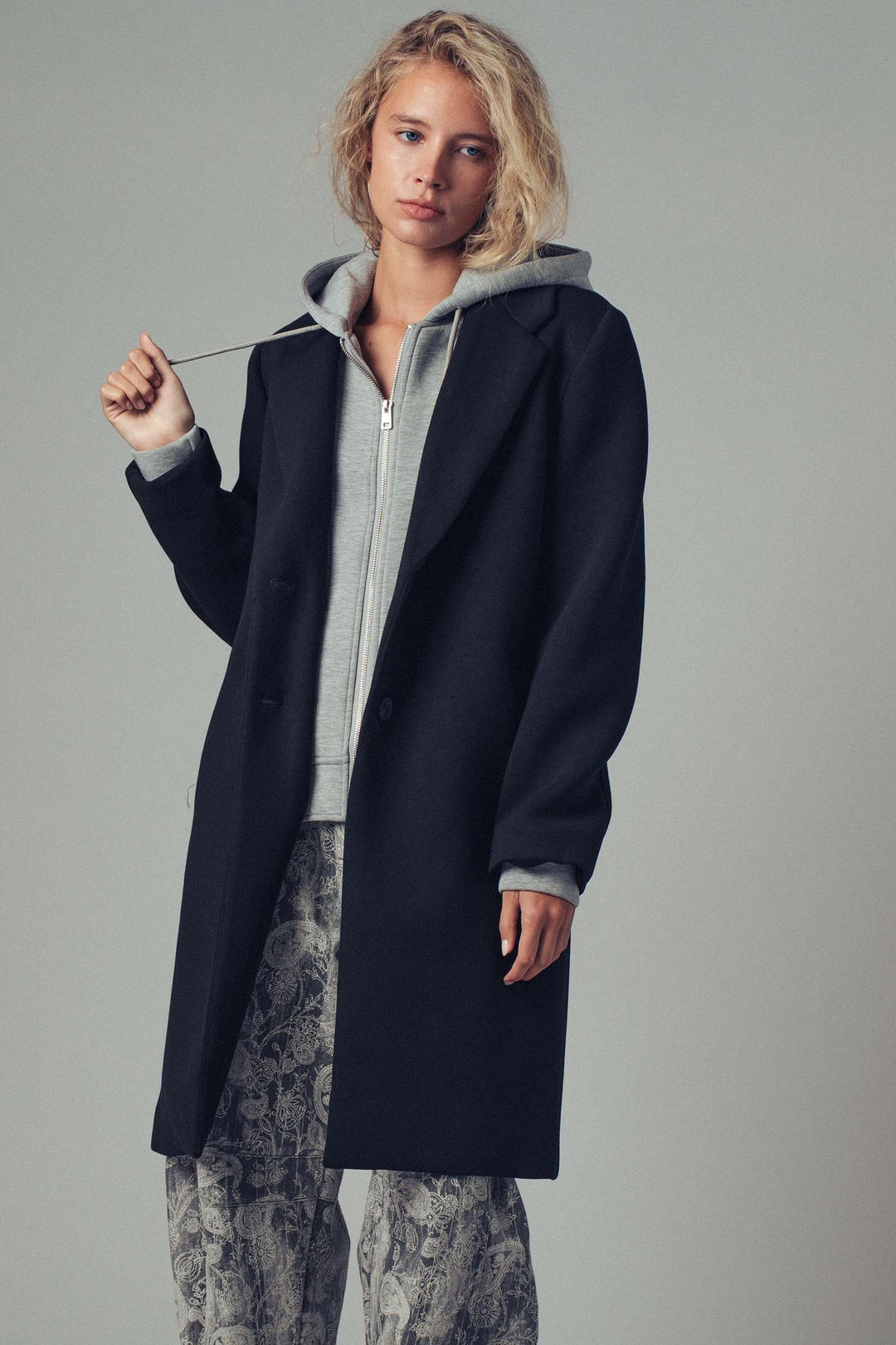 scuba topcoat with detachable hoodie - black (additional view)