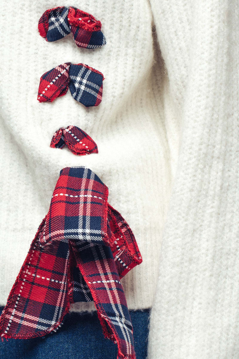 plaid ribbon holiday knit sweater - ivory (additional view)
