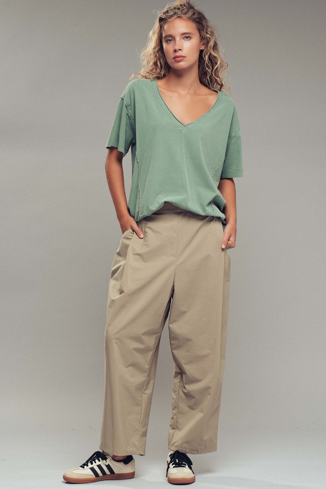 vintage wash v neck tee - olive (additional view)