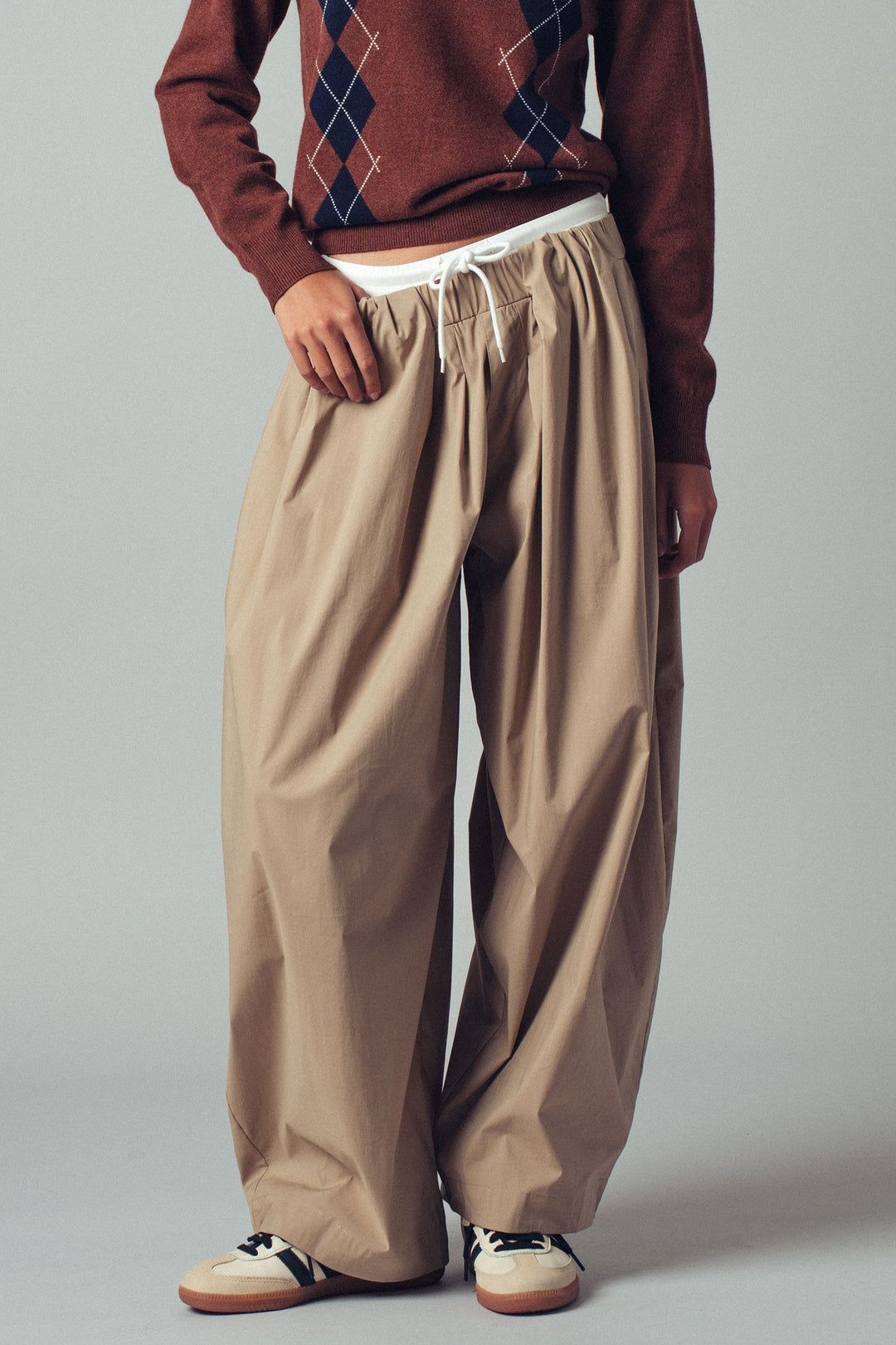 cocoon pleated maxi pant - khaki