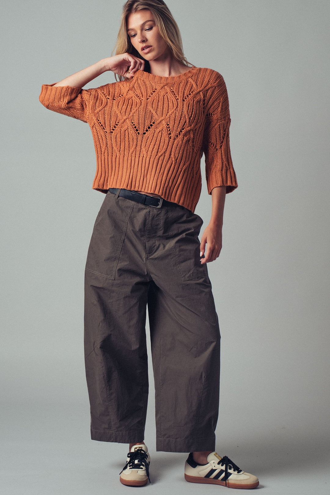 Cropped Cable Knit Pullover with Textured Design