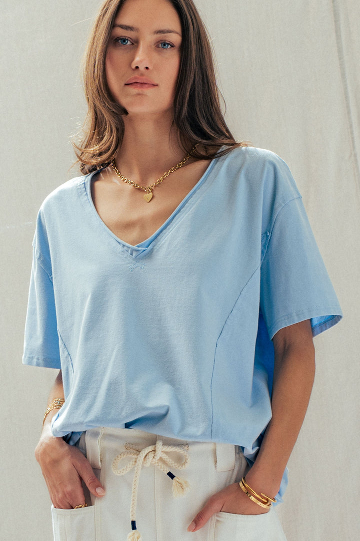 everyday vintage wash v neck tee - blue (additional view)