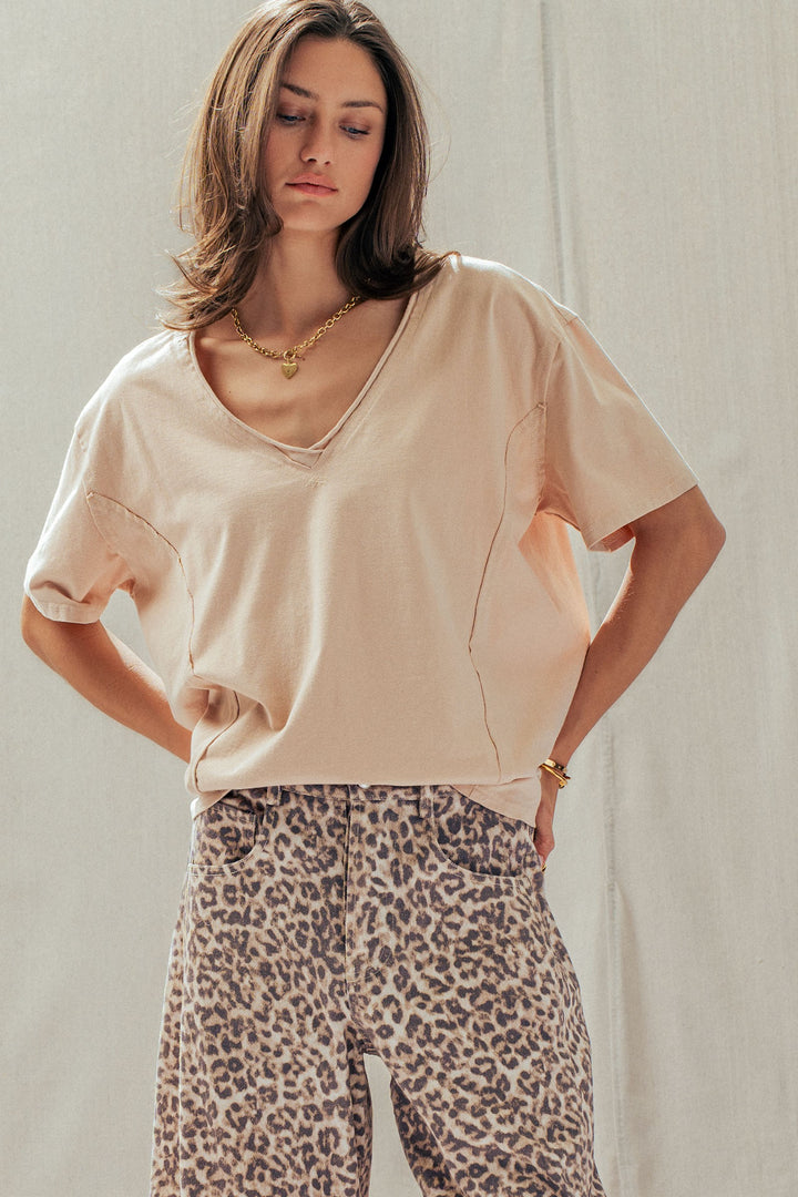 everyday vintage wash v neck tee - natural