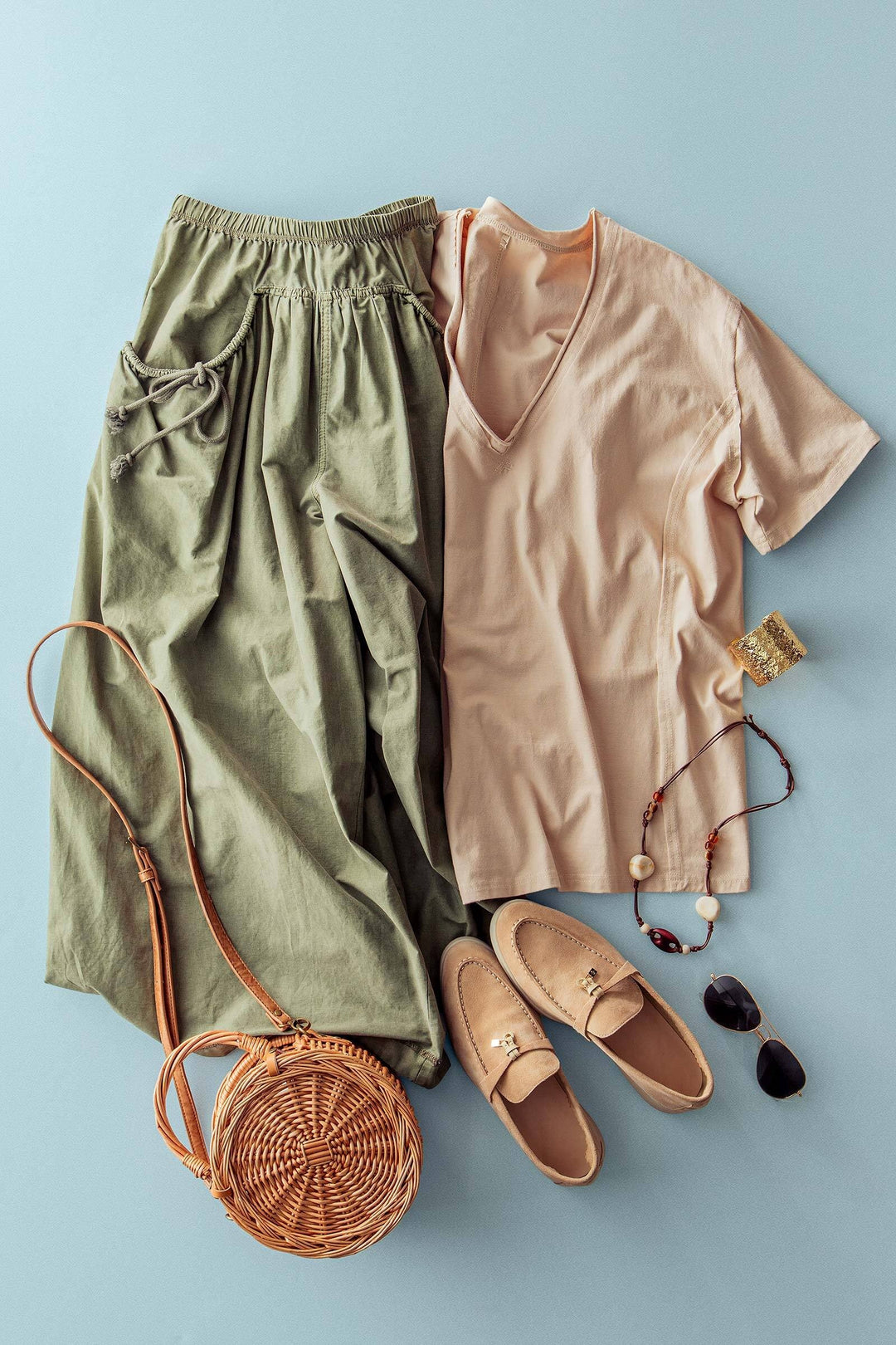 everyday vintage wash v neck tee - natural (additional view)