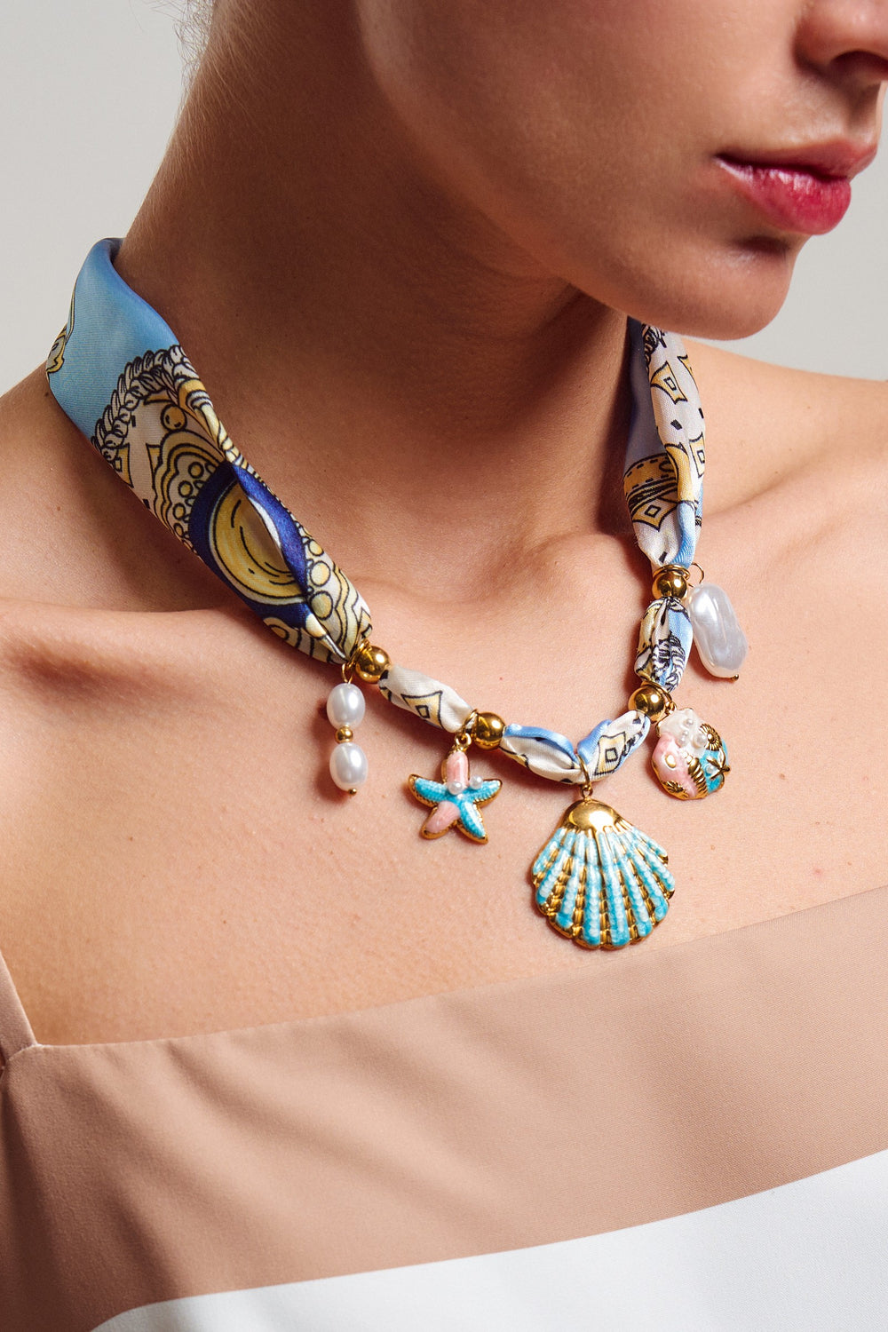 Seaside Scarf Charm Necklace in Gold - Women's Wholesale Accessories | Trend Notes