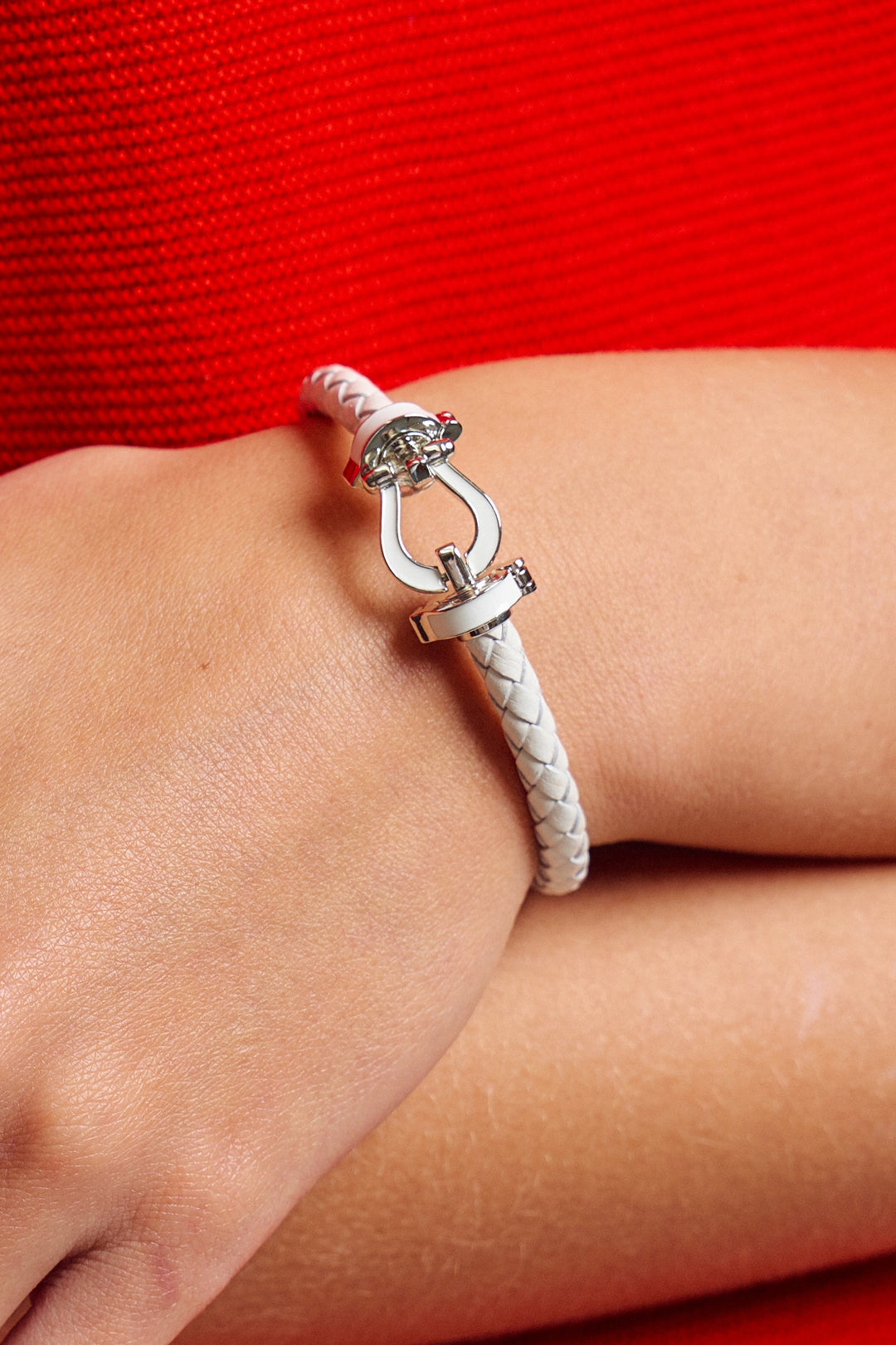 Horseshoe Braided Leather Bracelet in White - Women's Wholesale Accessories | Trend Notes