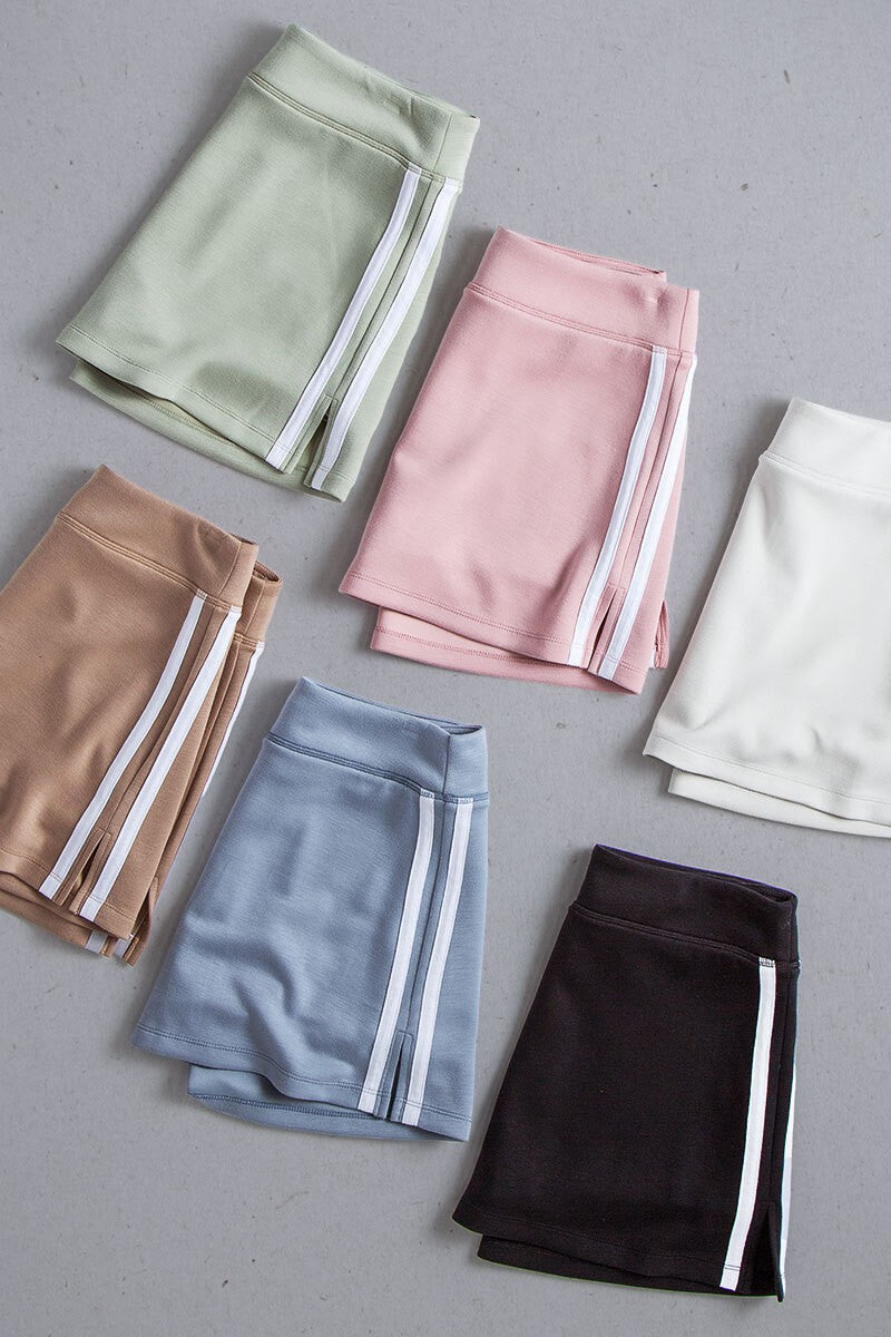 Athletic Accent Sweat Skort in Chalk - Women's Wholesale Casual Shorts | Trend Notes
