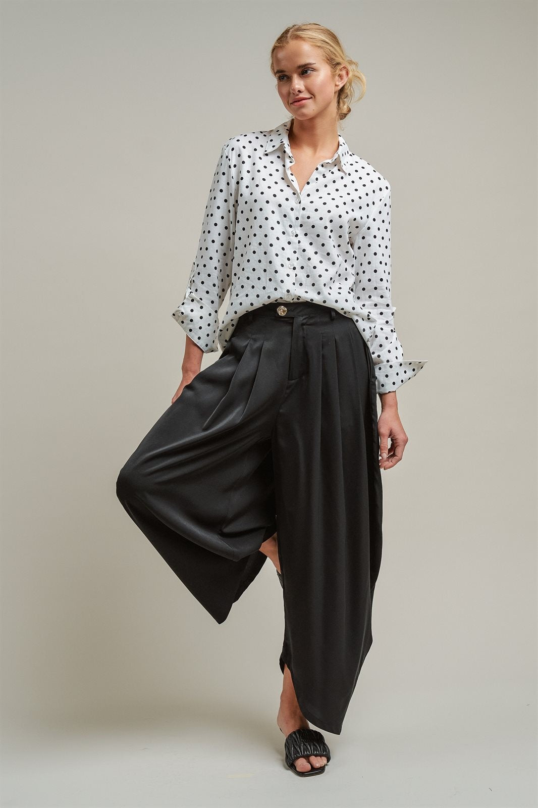 Polka Dot Linen Button Up Shirt Long Sleeve Blouse Old Money in White - Women's Wholesale Blankets | Trend Notes