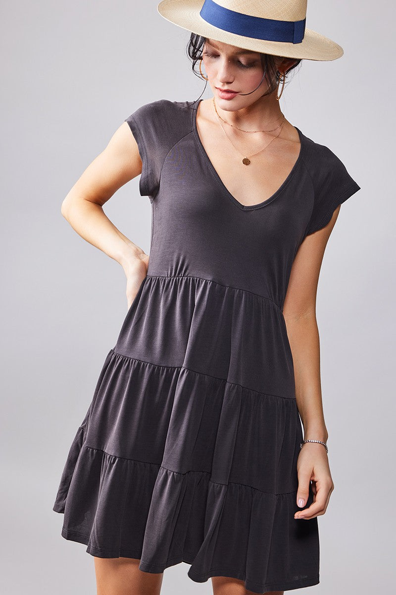 BELLA SHORT SLEEVE V NECK TIERED DRESS in Black - Women's Wholesale Casual Dresses | Trend Notes