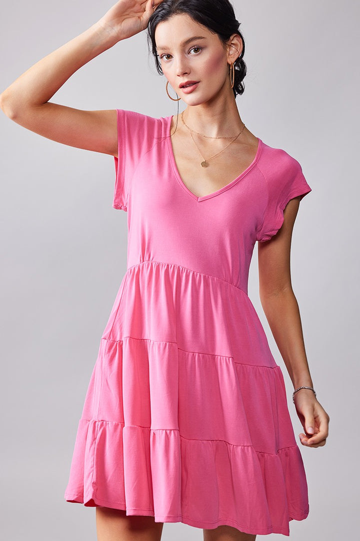 BELLA SHORT SLEEVE V NECK TIERED DRESS in Fuchsia - Women's Wholesale Casual Dresses | Trend Notes