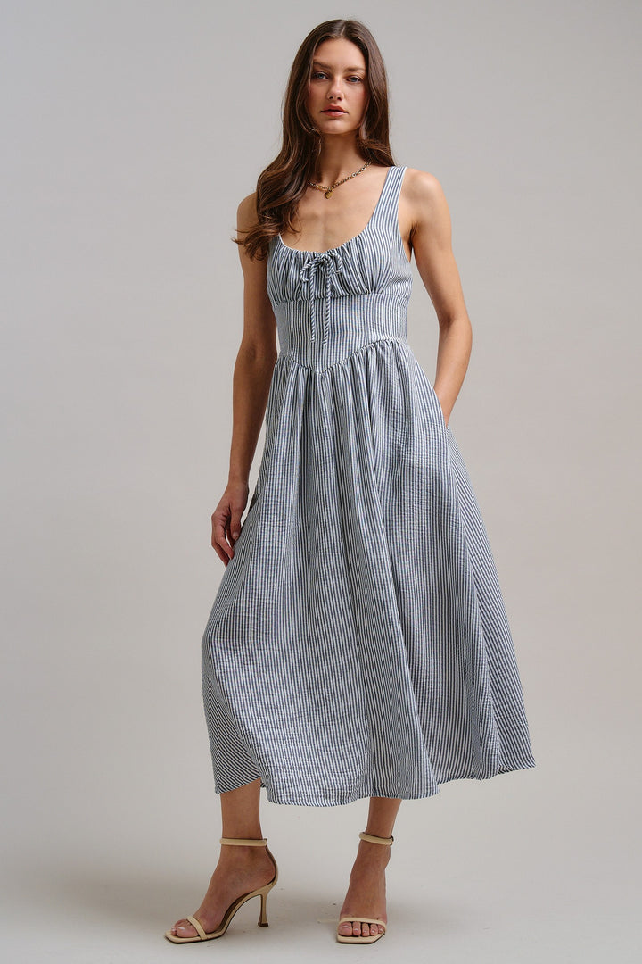The Summer Picnic Midi Dress in Navy - Women's Wholesale Dresses | Trend Notes