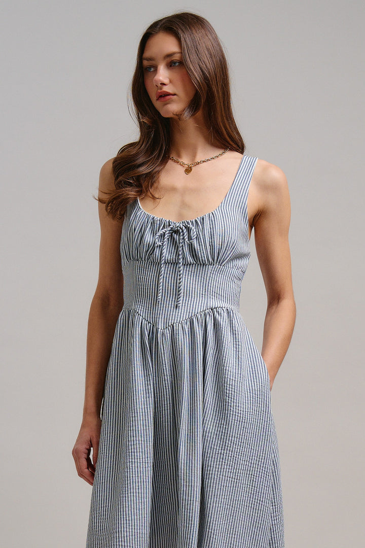 The Summer Picnic Midi Dress in Navy - Women's Wholesale Dresses | Trend Notes