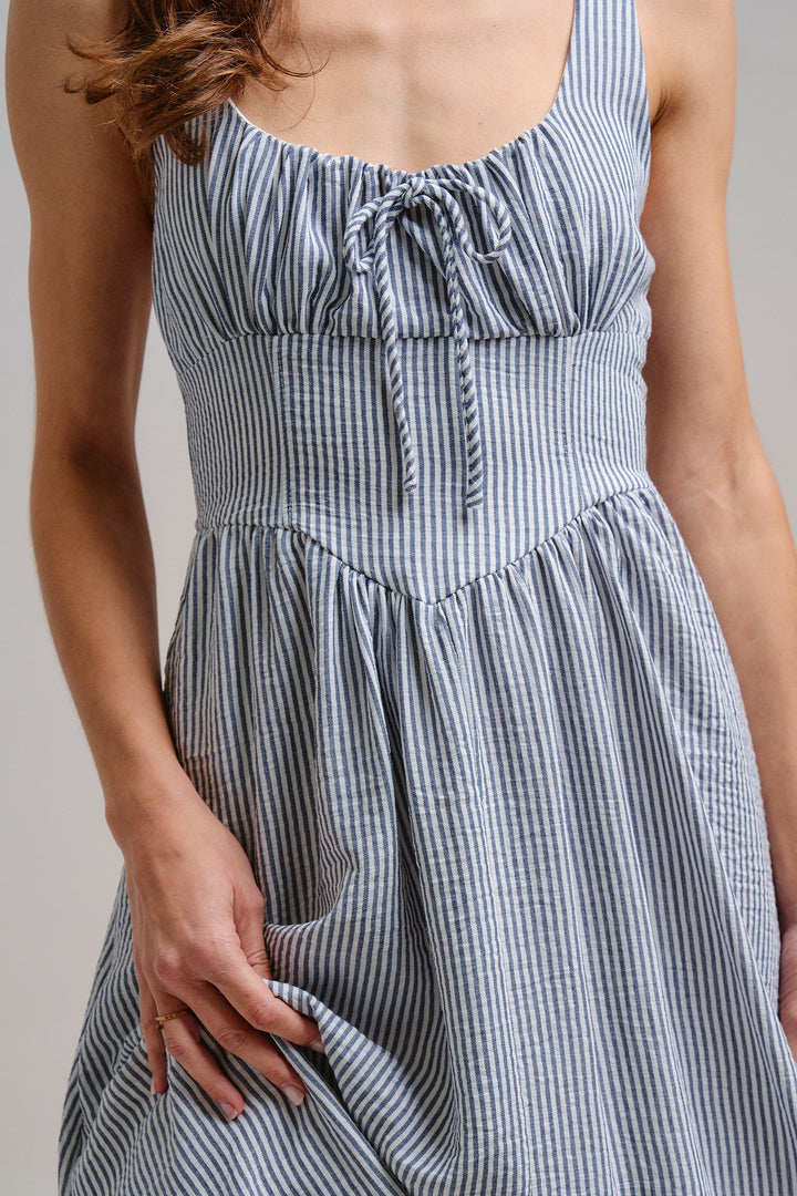 The Summer Picnic Midi Dress in Navy - Women's Wholesale Dresses | Trend Notes