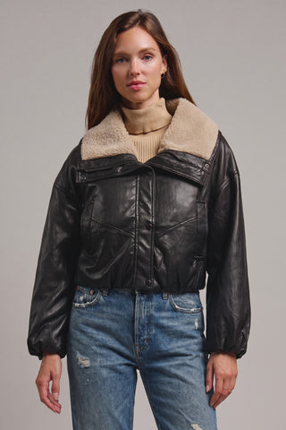Aviator Hour Sherpa Crop Jacket in Black - Women's Wholesale Jackets & Blazers | Trend Notes