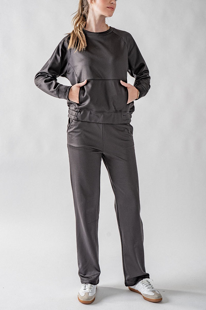 Relaxed Fit Elastic Waist Straight Leg Pants in Black - Women's Wholesale Casual Pants | Trend Notes