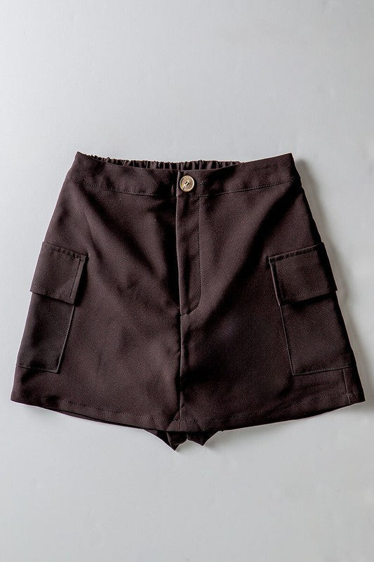 CARGO SKORT W SMOCK WAIST in Apple - Women's Wholesale Shorts | Trend Notes
